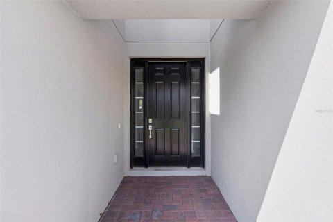 Casa en venta en Kissimmee, Florida, 5 dormitorios, 393.16 m2 № 2196046 - foto 10
