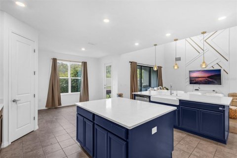 Casa en venta en Kissimmee, Florida, 5 dormitorios, 393.16 m2 № 2196046 - foto 15