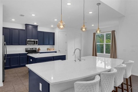 Casa en venta en Kissimmee, Florida, 5 dormitorios, 393.16 m2 № 2196046 - foto 16