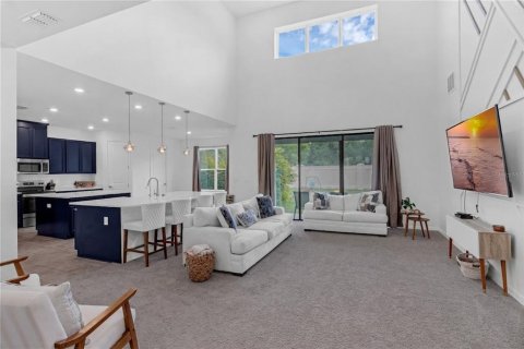 Casa en venta en Kissimmee, Florida, 5 dormitorios, 393.16 m2 № 2196046 - foto 21