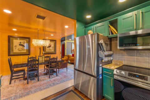 Villa ou maison à louer à Wilton Manors, Floride: 2 chambres, 106.47 m2 № 2268087 - photo 14