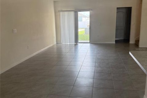 Touwnhouse à louer à Kissimmee, Floride: 3 chambres, 145.76 m2 № 2406465 - photo 4