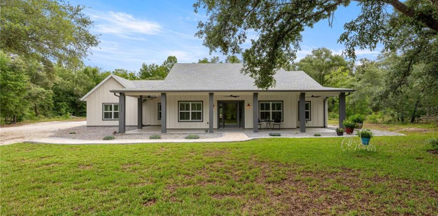 Villa ou maison à Dunnellon, Floride 3 chambres, 220.18 m2 № 2107647