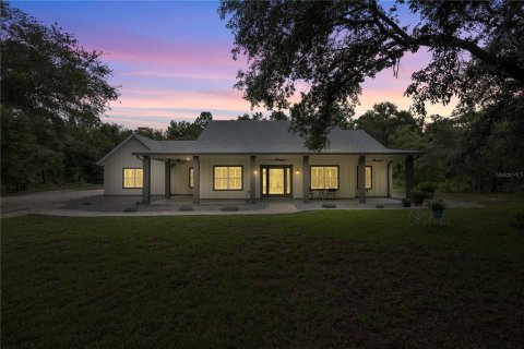 Villa ou maison à vendre à Dunnellon, Floride: 3 chambres, 220.18 m2 № 2107647 - photo 3