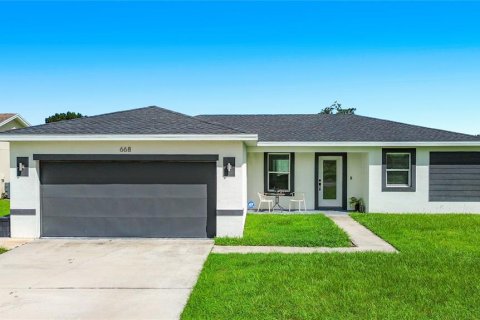 Villa ou maison à Poinciana, Floride 3 chambres, 118.82 m2 № 2375396