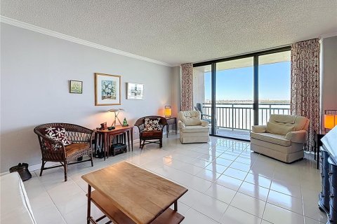 Condo in Treasure Island, Florida, 3 bedrooms  № 1720184 - photo 21