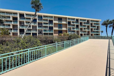 Condo in Treasure Island, Florida, 3 bedrooms  № 1720184 - photo 3
