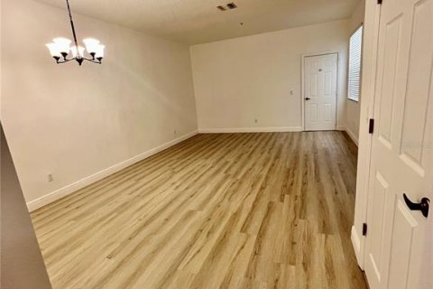 Touwnhouse à louer à Kissimmee, Floride: 3 chambres, 167.97 m2 № 2122176 - photo 9