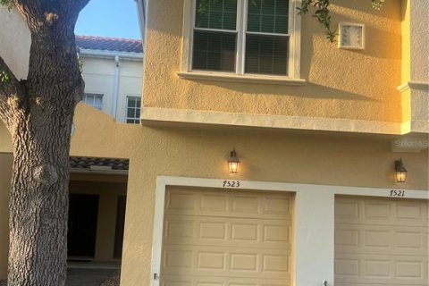 Touwnhouse à louer à Kissimmee, Floride: 3 chambres, 167.97 m2 № 2122176 - photo 2