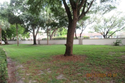 Copropriété à louer à Coconut Creek, Floride: 1 chambre, 74.14 m2 № 1961198 - photo 7