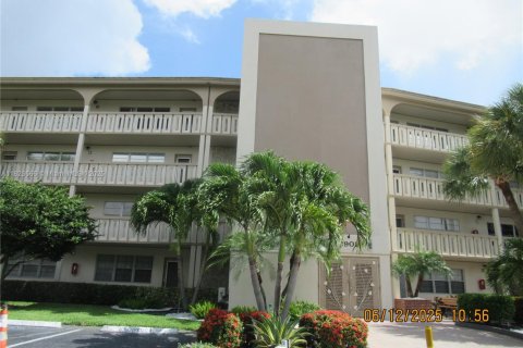 Copropriété à louer à Coconut Creek, Floride: 1 chambre, 74.14 m2 № 1961198 - photo 10