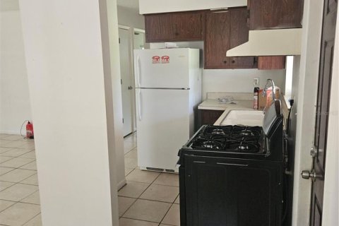 Casa en alquiler en Clearwater, Florida, 2 dormitorios, 70.61 m2 № 1834769 - foto 4
