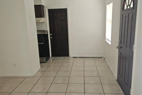 Casa en alquiler en Clearwater, Florida, 2 dormitorios, 70.61 m2 № 1834769 - foto 6