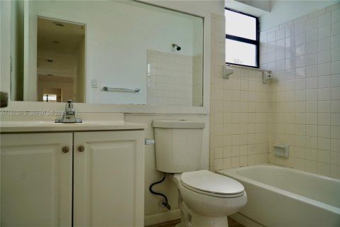 Villa ou maison à vendre à Weston, Floride: 3 chambres, 128.76 m2 № 1976590 - photo 7