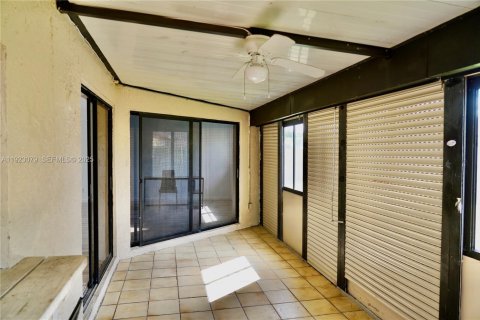 Villa ou maison à vendre à Weston, Floride: 3 chambres, 128.76 m2 № 1976590 - photo 10