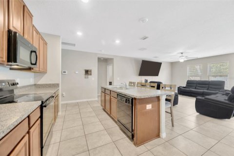 Casa en venta en Gibsonton, Florida, 6 dormitorios, 312.34 m2 № 1879663 - foto 11