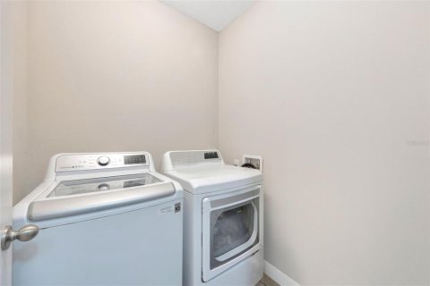 Casa en venta en Gibsonton, Florida, 6 dormitorios, 312.34 m2 № 1879663 - foto 28