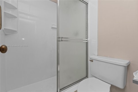 Copropriété à vendre à Pinecrest, Floride: 3 chambres, 100.89 m2 № 1943619 - photo 13