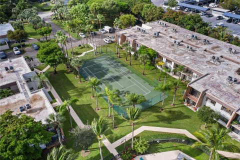 Copropriété à vendre à Pinecrest, Floride: 3 chambres, 100.89 m2 № 1943619 - photo 28