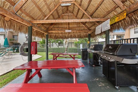 Copropriété à vendre à Pinecrest, Floride: 3 chambres, 100.89 m2 № 1943619 - photo 27