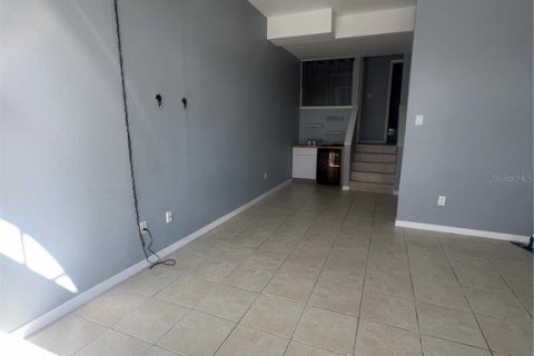 Apartment in Punta Gorda, Florida 2 bedrooms, 74.32 sq.m. № 2102374 - photo 2