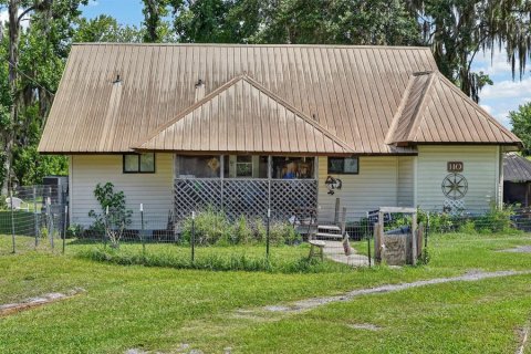 House in Crescent City, Florida 3 bedrooms, 88.81 sq.m. № 2198754