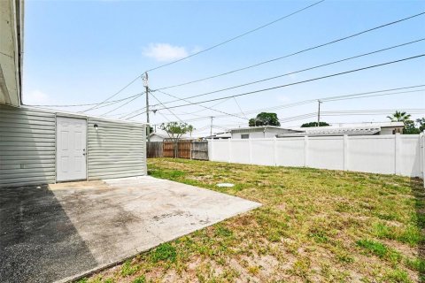 House in Holiday, Florida 3 bedrooms, 116.69 sq.m. № 2107425 - photo 13