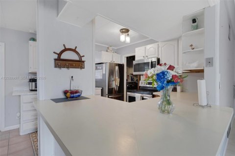 Villa ou maison à vendre à Marathon, Floride: 4 chambres, 134.52 m2 № 2244280 - photo 21
