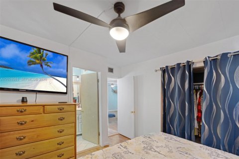 Villa ou maison à vendre à Marathon, Floride: 4 chambres, 134.52 m2 № 2244280 - photo 11
