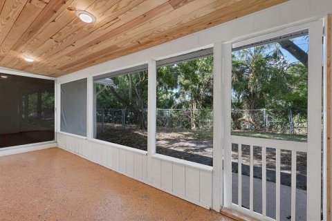 Villa ou maison à vendre à Bradenton, Floride: 2 chambres, 107.12 m2 № 1844284 - photo 28