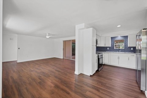 Villa ou maison à vendre à Bradenton, Floride: 2 chambres, 107.12 m2 № 1844284 - photo 13