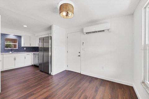Villa ou maison à vendre à Bradenton, Floride: 2 chambres, 107.12 m2 № 1844284 - photo 12