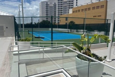 Copropriété à louer à Miami, Floride: 2 chambres, 98.94 m2 № 1825936 - photo 24