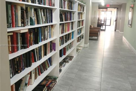 Купить кондоминиум в Санрайз, Флорида 2 спальни, 73.39м2, № 1967483 - фото 19