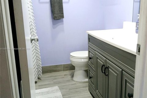 Купить кондоминиум в Санрайз, Флорида 2 спальни, 73.39м2, № 1967483 - фото 11