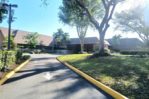 Купить кондоминиум в Санрайз, Флорида 2 спальни, 73.39м2, № 1967483 - фото 14