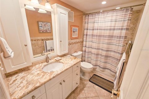 Condominio en venta en Gulfport, Florida, 2 dormitorios, 116.59 m2 № 1749349 - foto 21