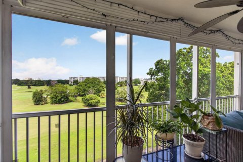 Condo in Pompano Beach, Florida, 3 bedrooms  № 2383291 - photo 21