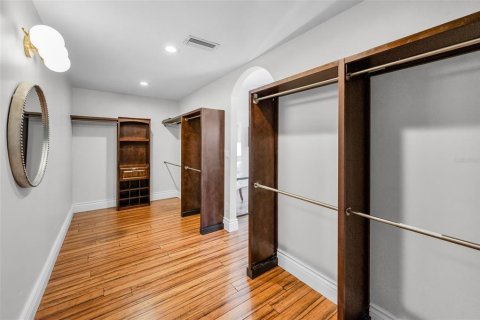Casa en venta en Saint Petersburg, Florida, 5 dormitorios, 265.05 m2 № 1746555 - foto 24
