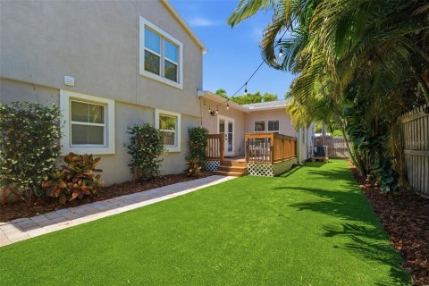 Villa ou maison à vendre à Saint Petersburg, Floride: 4 chambres, 189.52 m2 № 2426980 - photo 6
