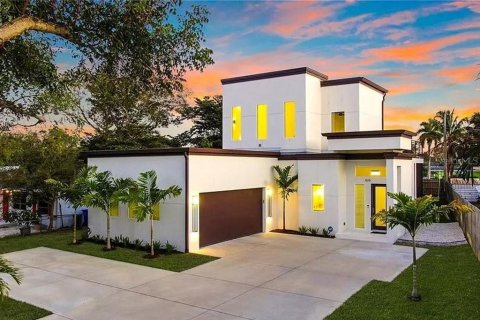 House in Kissimmee, Florida 4 bedrooms, 260.87 sq.m. № 1549238 - photo 17