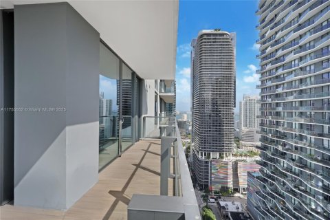 Condo in Miami, Florida, 3 bedrooms  № 1713926 - photo 22