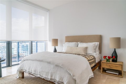 Condo in Miami, Florida, 3 bedrooms  № 1713926 - photo 11