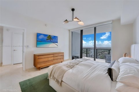 Condo in Miami, Florida, 3 bedrooms  № 1713926 - photo 8