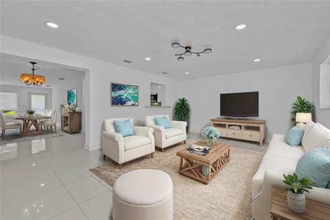 Casa en venta en Hallandale Beach, Florida, 3 dormitorios, 142.33 m2 № 2055980 - foto 2