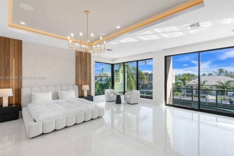 House in Lighthouse Point, Florida 5 bedrooms № 1994949 - photo 29