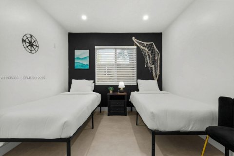 Villa ou maison à vendre à Miami, Floride: 4 chambres, 148.36 m2 № 1993249 - photo 20