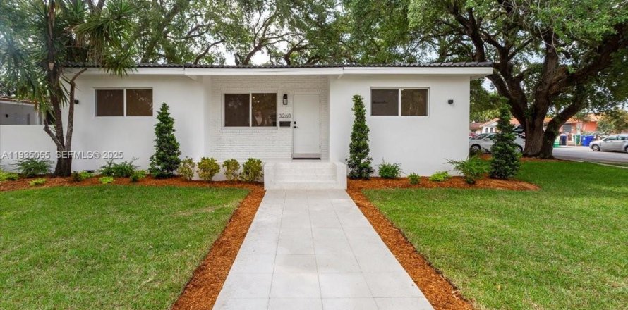 Villa ou maison à Miami, Floride 4 chambres, 148.36 m2 № 1993249