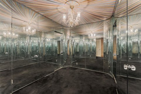 Condo in Miami Beach, Florida, 3 bedrooms  № 2065279 - photo 18