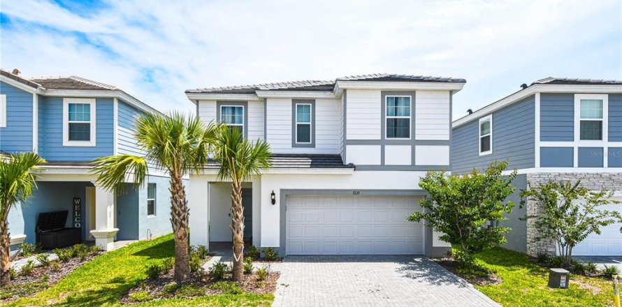 House in Davenport, Florida 7 bedrooms, 293.01 sq.m. № 1522434